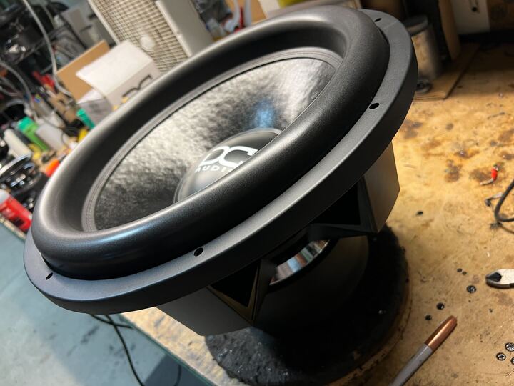 B-stock/Mis Build M4 XL SPL 18D1